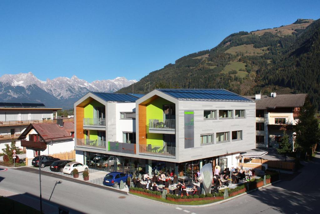 Dorfvilla 2*